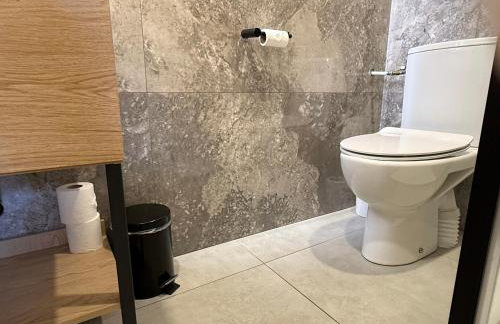 Cocon rénové près du tram - Photo 18