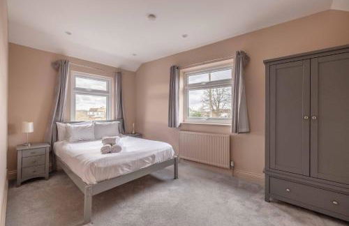 FAMILY FRIENDLY ESCAPE IN ETON, COUNTRYSIDE VIEWS with Hot Tub - By Tempstay - Foto 33