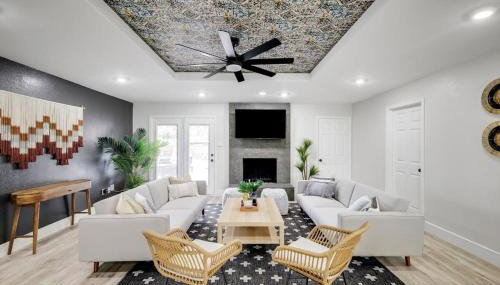 Relaxing Texas Retreat 4BR w Pool & Dream Kitchen - Foto 2