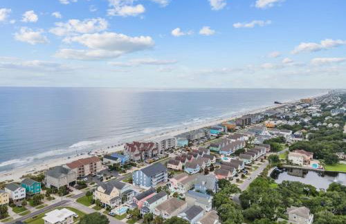 Newly Renovated Condo with Beach access steps away - Foto 51