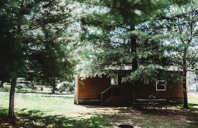 Edge-O-Dells Resort - 21 and Older - Photo 8