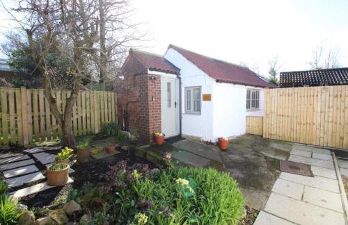 Blacksmiths Cottages - Photo 35