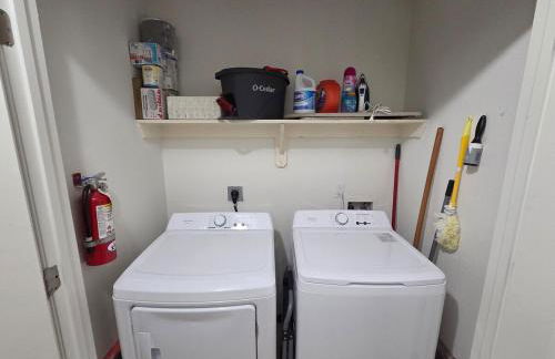 Cozy Apartment Near University Dr - Foto 24