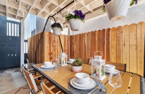 Super Spacious Family Vacation House! - Photo 23