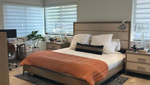 Luxury Miami home with heated pool & BBQ area, close to beaches & sports arenas - Foto 5