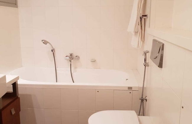 Luxury villa with private pier - Photo 8