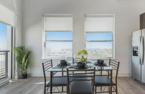 Contemporary 2BR I Gym I Parking I Workspace - Foto 3