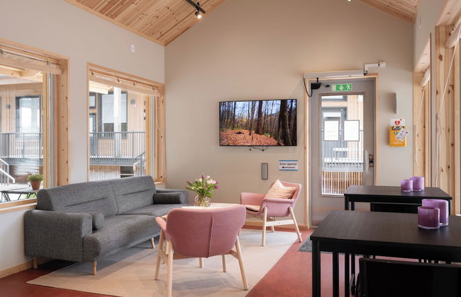 Waterfront Cabins - Photo 3