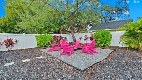 South Tampa- VIP- Concierge- Backyard Oasis- Pool- Hammock- Golf- Fire- Pit- Games- Pool Table - Foto 4