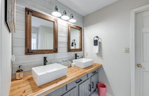 Less Than 1 Mi to Marina Ford Mountain Retreat with Deck - Foto 15