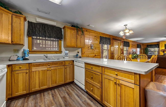 Poplar Point Condo Unit 12A - Two Bedroom Condo - Foto 8