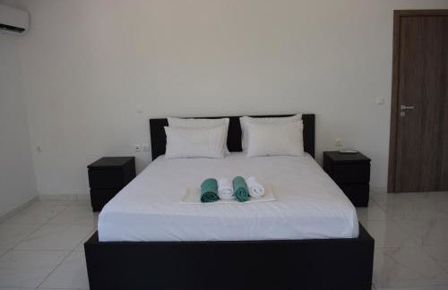 Black & White Apartments - Foto 22