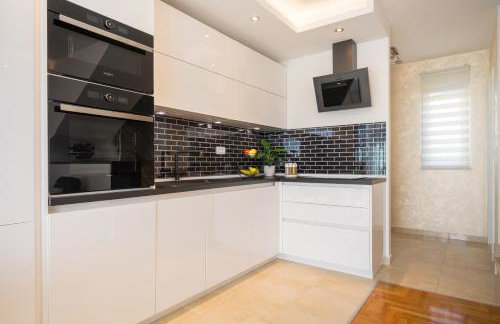 Apartment Tikvarin, Kaštel Kambelovac - Photo 31