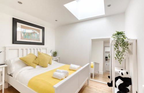 Central Bright 3 Bed Flat with Pool & Parking - Foto 4