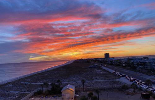 Pensacola Beach Gulf-Front 2BR Condo with Pool & Hot Tub - Photo 33