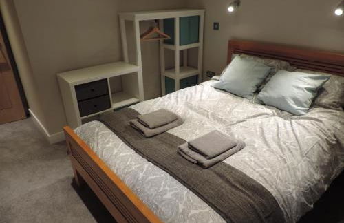 4 Bed Farnborough Air Accommodation - Foto 18
