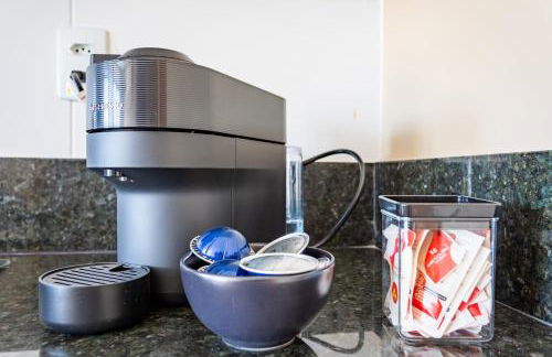 Apt Novo 20º Andar, Perto de Tudo! - Photo 7