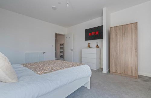 Luxury Penthouse Wembley Stadium Sleeps 10 and Parking - Foto 30