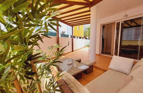House with a tropical garden - Foto 11