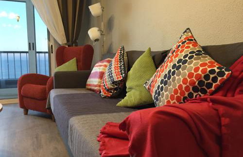 Apartment with Terrace and Sea View - Photo 11