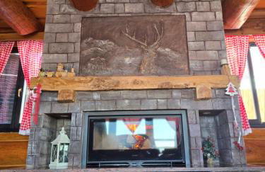 Luxury Family Lodge - Pool, Spa & Tennis Paradise - Photo 15