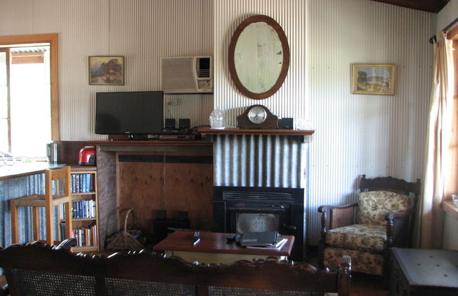 Lovedale Cottages - Photo 5