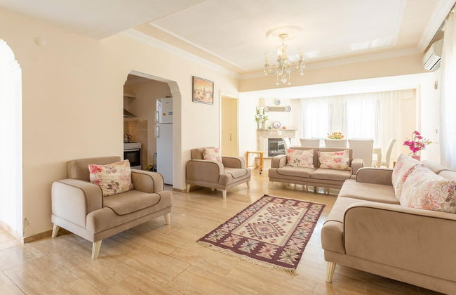 Villa Atlantis Large Private Pool A C Wifi Car Not Required - 3163 - Foto 14