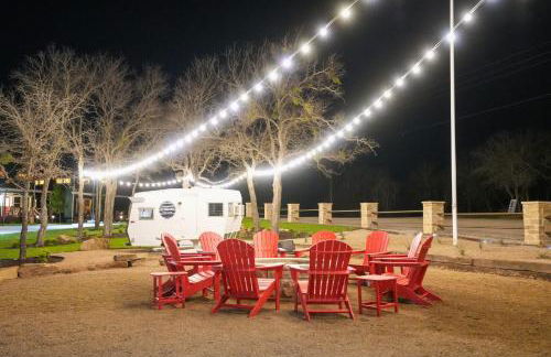 New Lux Cabin Hot Tub FirePit Games - Foto 57