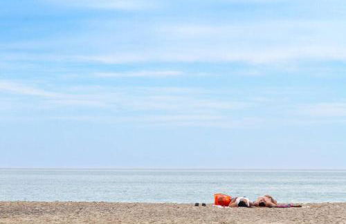 Tranquilidad a 2 minutos del mar - Foto 44