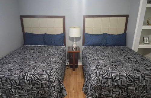 HoustonGem Private Pool & Hot Tub 20 Min to DT - Foto 32