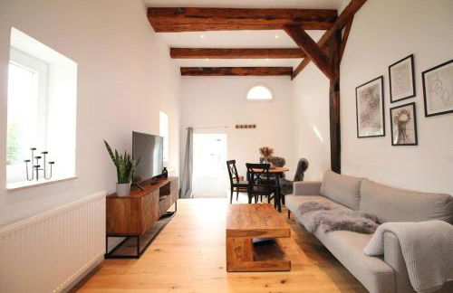 Stilvoll eingerichtete Landhauswohnung - Foto 1