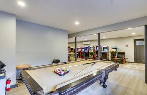 Luxury Home with Game Room, 4 Mi to Bushkill Falls! - Foto 21