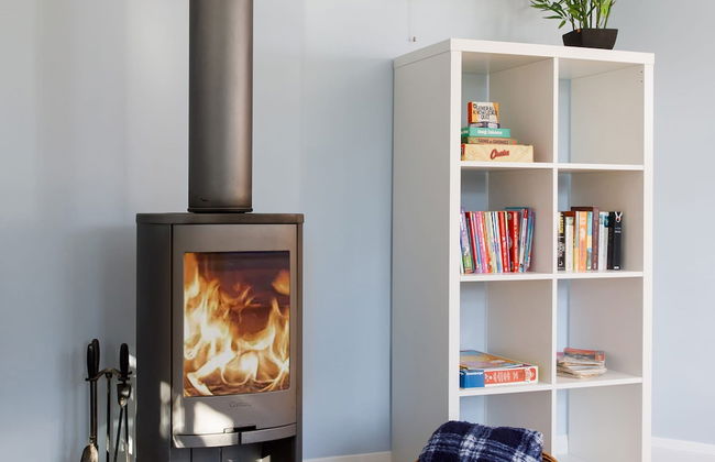 Quaint Coastal Cottage - 5 Mins From Beach - Foto 11