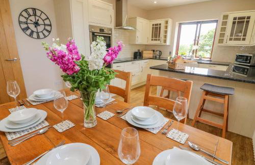 Dairy Cottage - Photo 13