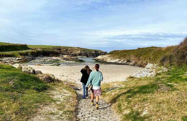 One day tour CUDILLERO Vidio Cape Cathedrals Beach Luarca - Photo 2