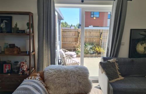 The Snuggery-Hot Tub-Free Parking-Accessible - Foto 26