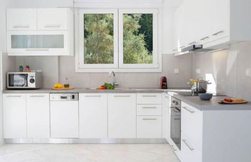 Villas Harriet - With Sea View and near the sea - Photo 4