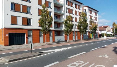 Air-conditioned 2 bedroom duplex apartment 5 people - Foto 3