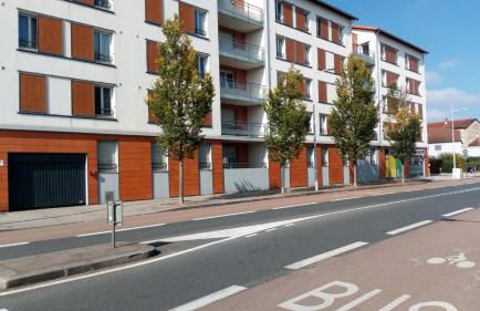 Air-conditioned 2 bedroom duplex apartment 5 people - Foto 3