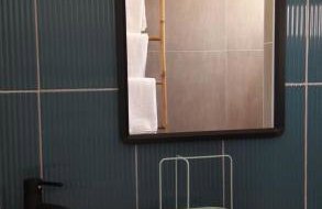 Under The Palm Tree Boutique Studios - Foto 47