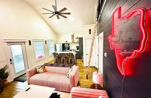 NEW Tiki House! Near Beaches, Sleeps 6-7 - Foto 41