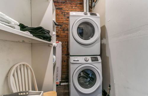 Cozy Stay at 229 Main St Perfect Ames Location - Foto 17