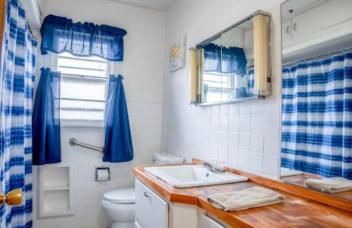 Spacious 4 Bedroom Home with 5 Beds near Interstate 40 in Amarillo, TX - Foto 25