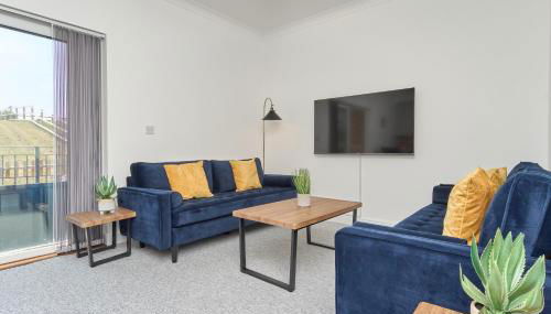 Meadow View - A Beautiful 3 Bed Apt With Stunning Countryside Views & Parking - Close To Ventnor, Shanklin & Sandown - 5 mins To Beach - Ideal For Friends, Families, & Business Stays - Dog Friendly - Foto 4