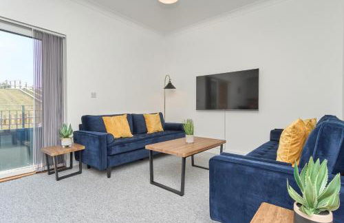 Meadow View - A Beautiful 3 Bed Apt With Stunning Countryside Views & Parking - Close To Ventnor, Shanklin & Sandown - 5 mins To Beach - Ideal For Friends, Families, & Business Stays - Dog Friendly - Foto 4