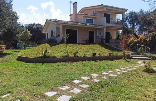 Villa Alexandra Rio Patra - Foto 1