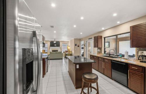 Surfside Beach House - Gorgeous Canal Front Home - Heated Pool & Boat Dock - Foto 15