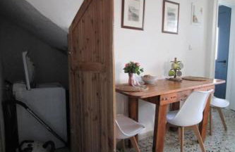 The House on the Coast - Photo 13