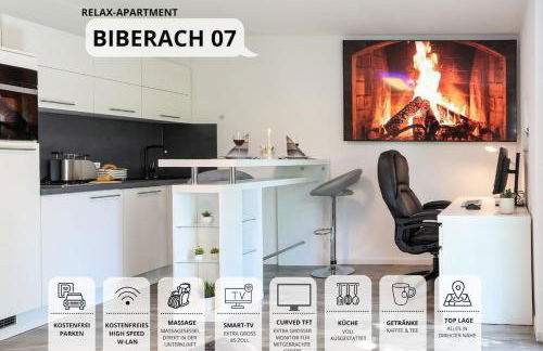 Relax-Apartment Biberach - Relax Massagesessel - Smart-TV 85 Zoll - voll ausgestattete Küche - High-Speed Internet - Arbeitsplatz mit Curved Monitor - Foto 1