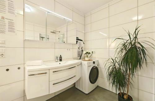 Kaiserin Sisi für bis zu 6 - Arbeitsplatz, Badewanne, Parkplatz, Waschmaschine - Foto 18